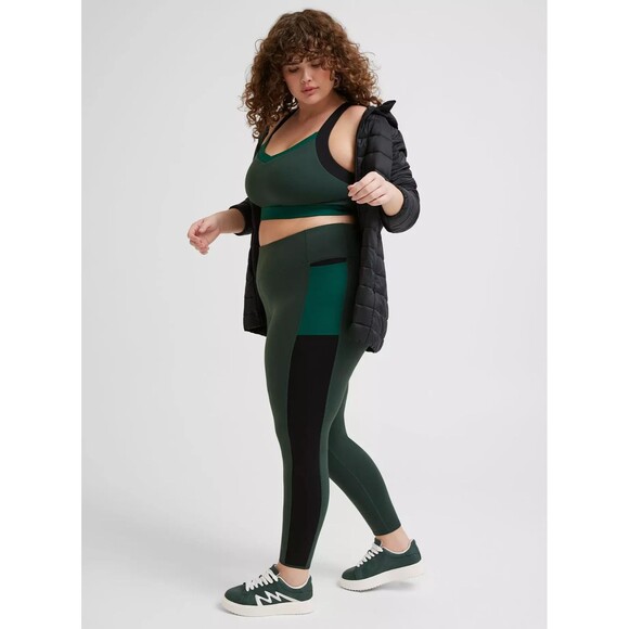 Torrid Active Full-Length Side Pocket Legging Colorblock Size 4 or 26 Plus - Picture 2 of 5